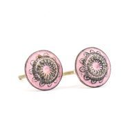 DSC 2422 Pink wheel iron knob