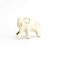 DSC 2594 white ceramic elephant knob