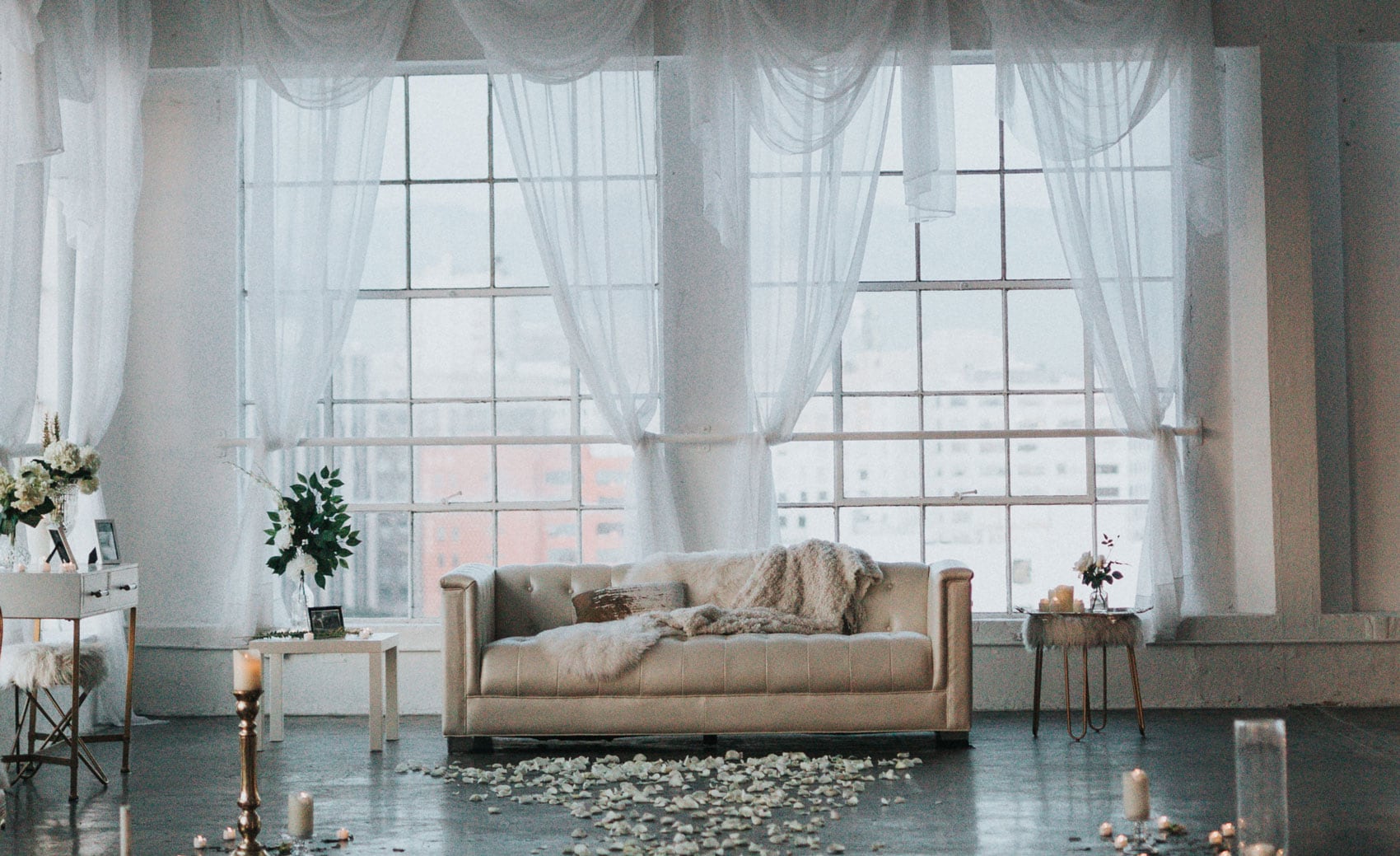 Curtain holdbacks shop