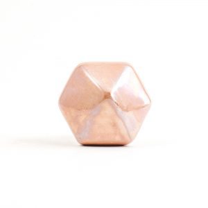 DSC 2909 Peach pearled hexagon ceramic knob