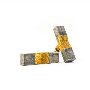 Wedged Grey Marble and Wood Pull Bar