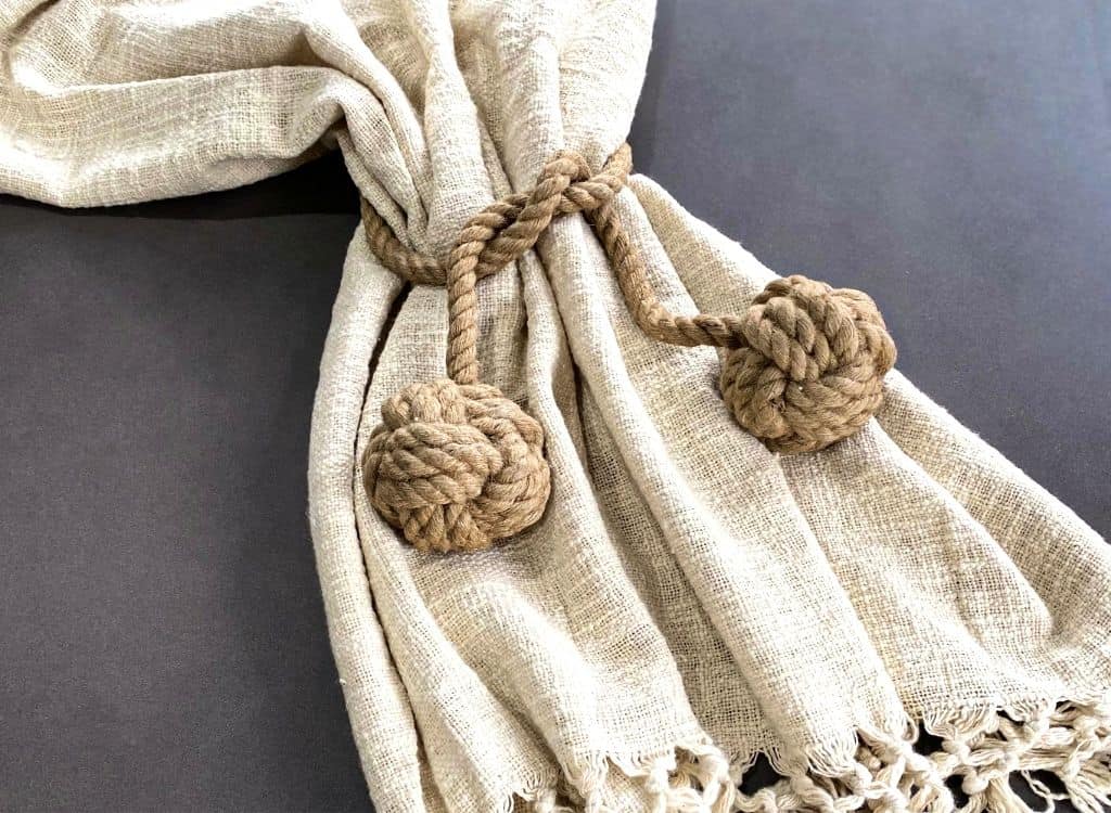 Double Knot Jute Tie Back - Introducing Jute: A Home Décor Must-Have