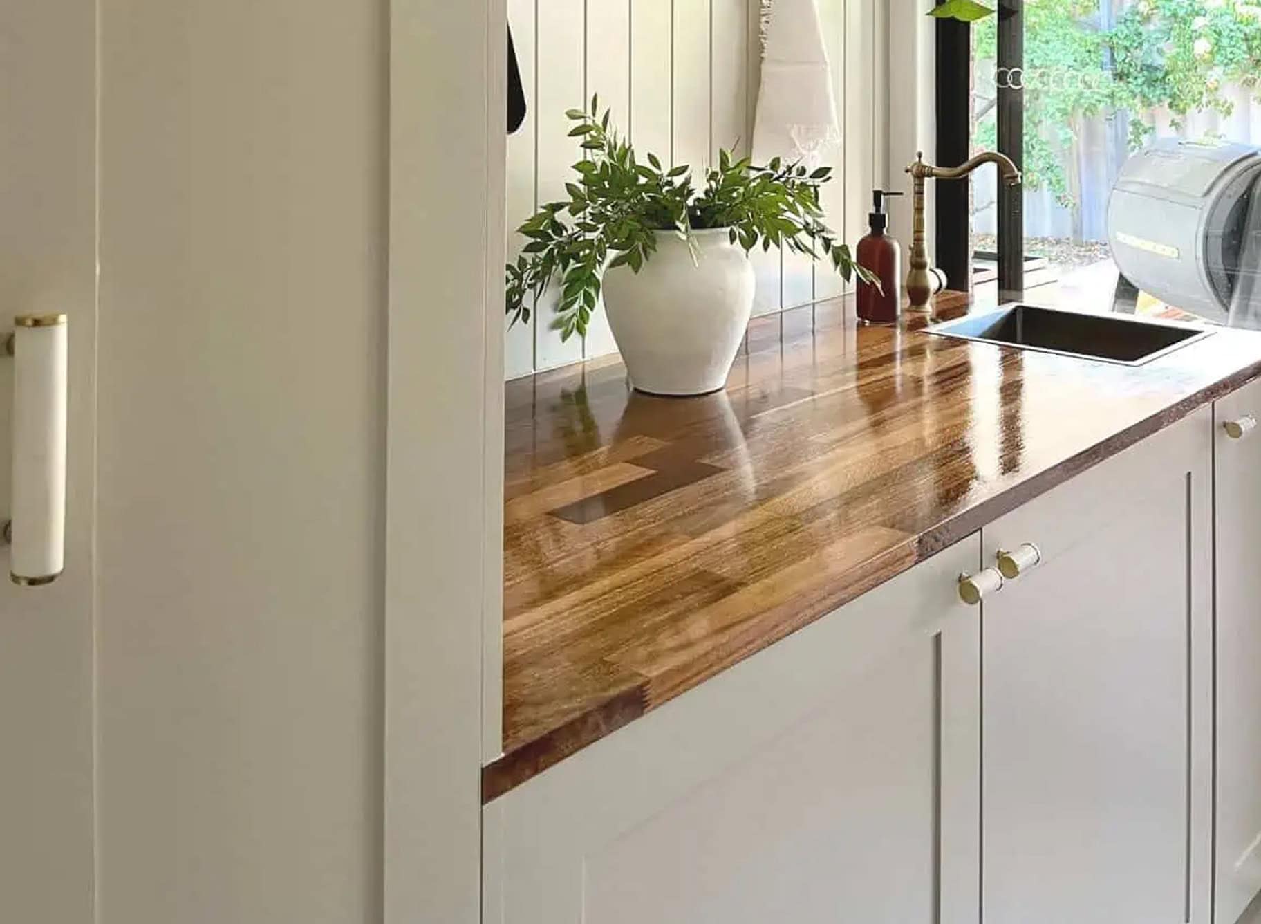 5 DIY Laundry Room Ideas to Freshen Things Up! - Laundry room ideas