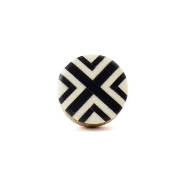 Black and White Intersection Knob