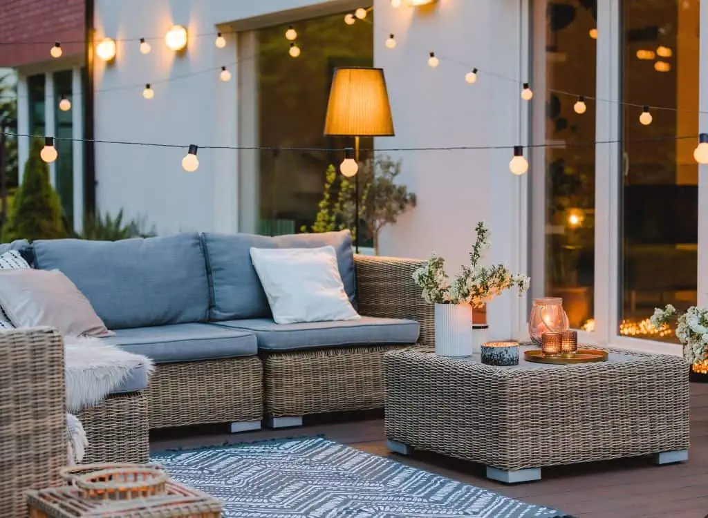 Embrace the Holiday Season with Home Styling - All - home styling
