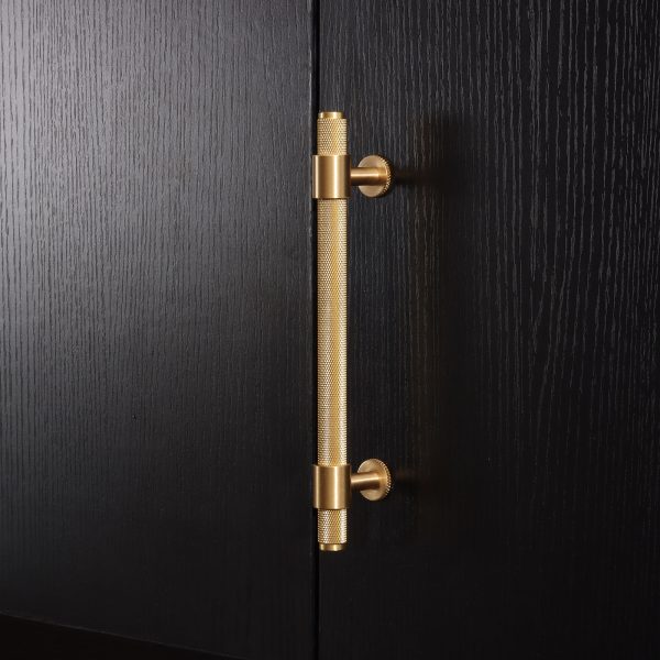 Lismore - Knurled Brushed Brass Handle - Knurled Brushed Brass Handle