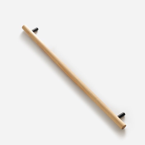 Torgny - Beech Wood and Matte Black Brass Handle - Matte Black