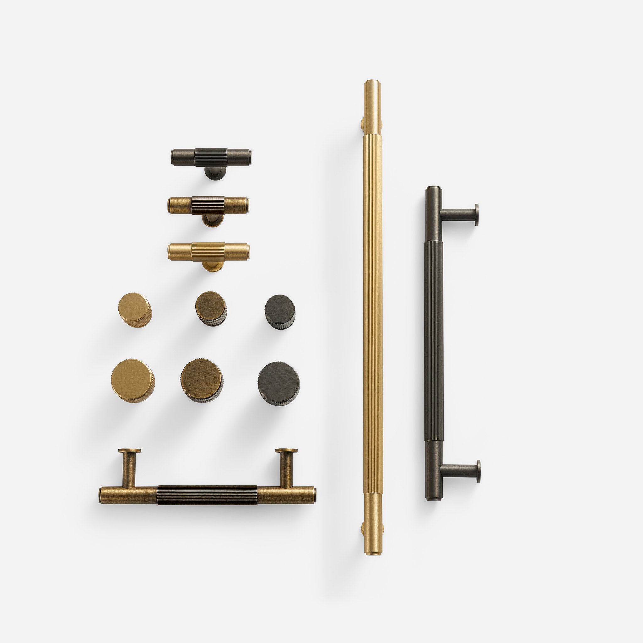 Avila - Matte Brass Knob - 19mm