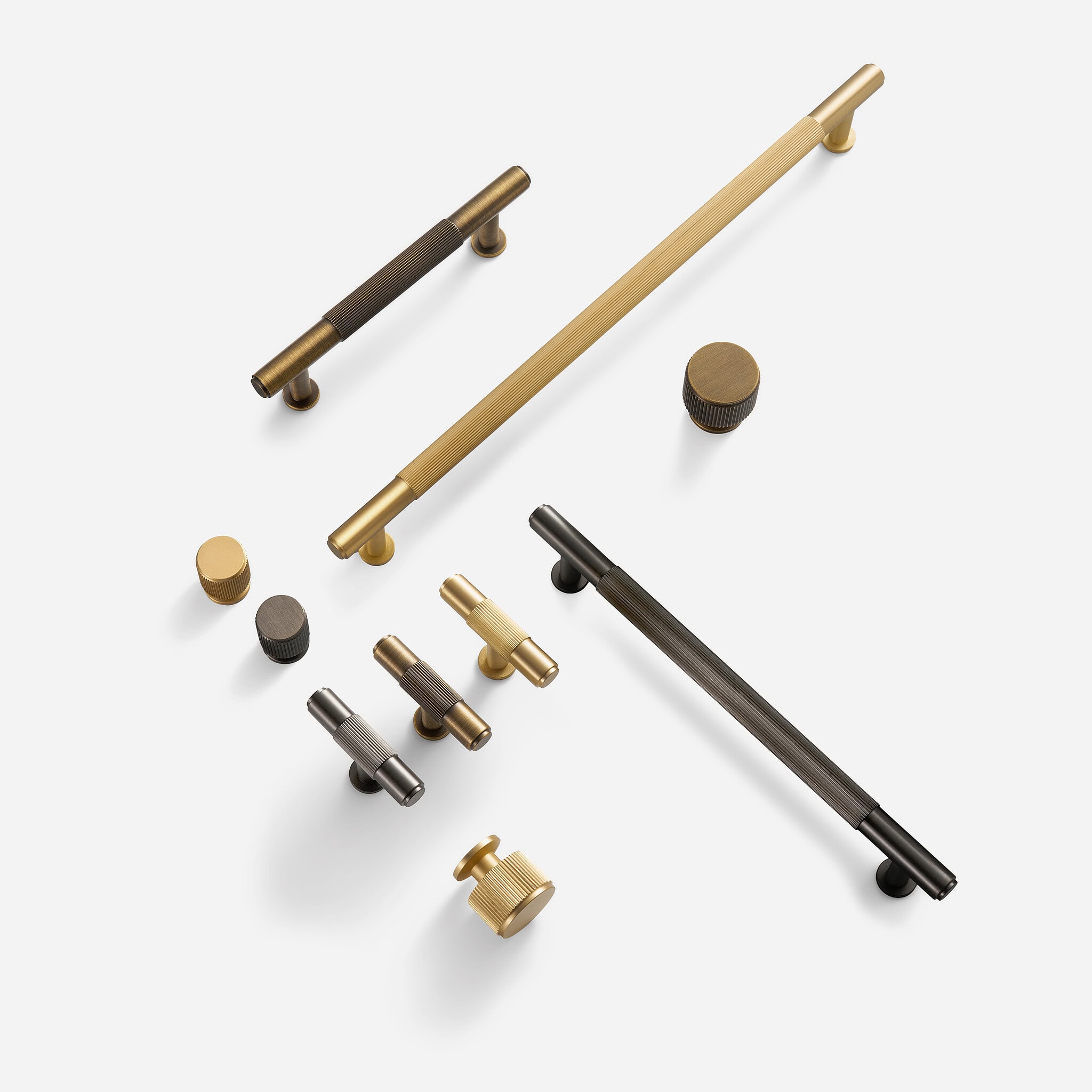 Avila - Matte Brass Knob - 19mm