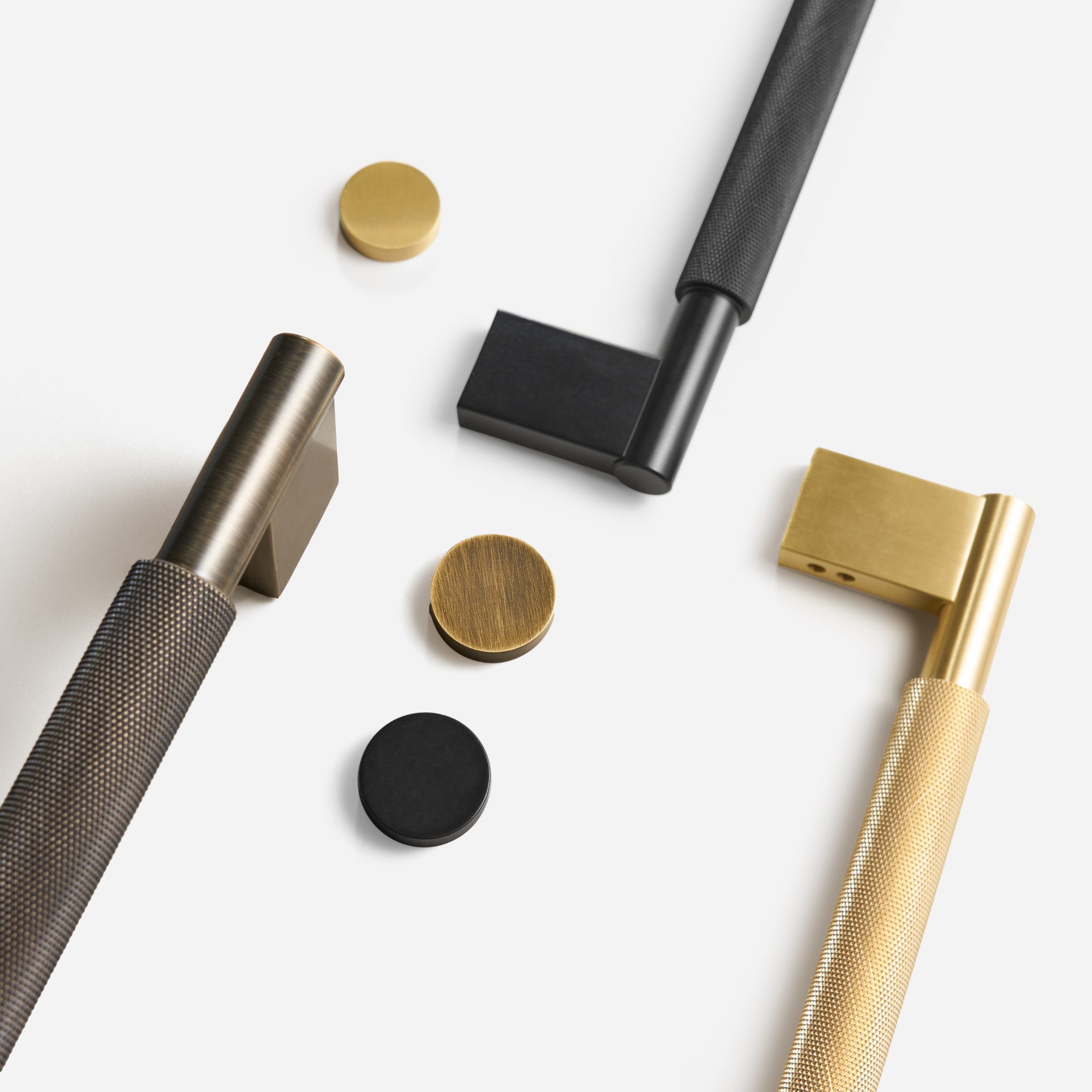 Brushed Brass Knurled Door Pull - 300mm, Single-Sided