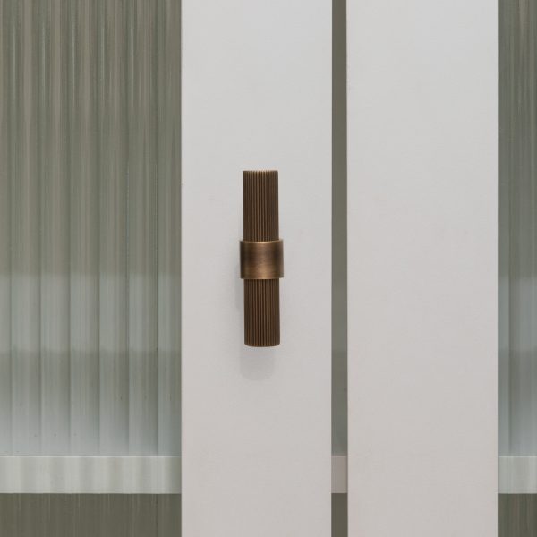 Midas - Matte Black Brass Linear Knurled Handle - 163mm