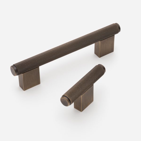 Lecce - Knurled Matte Black Brass Handle - Architectural Hardware - Matte Black Brass