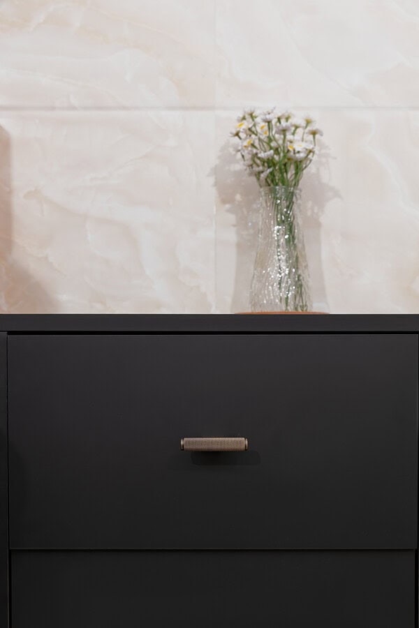 Lecce - Knurled Matte Black Brass Handle - Architectural Hardware - Matte Black Brass