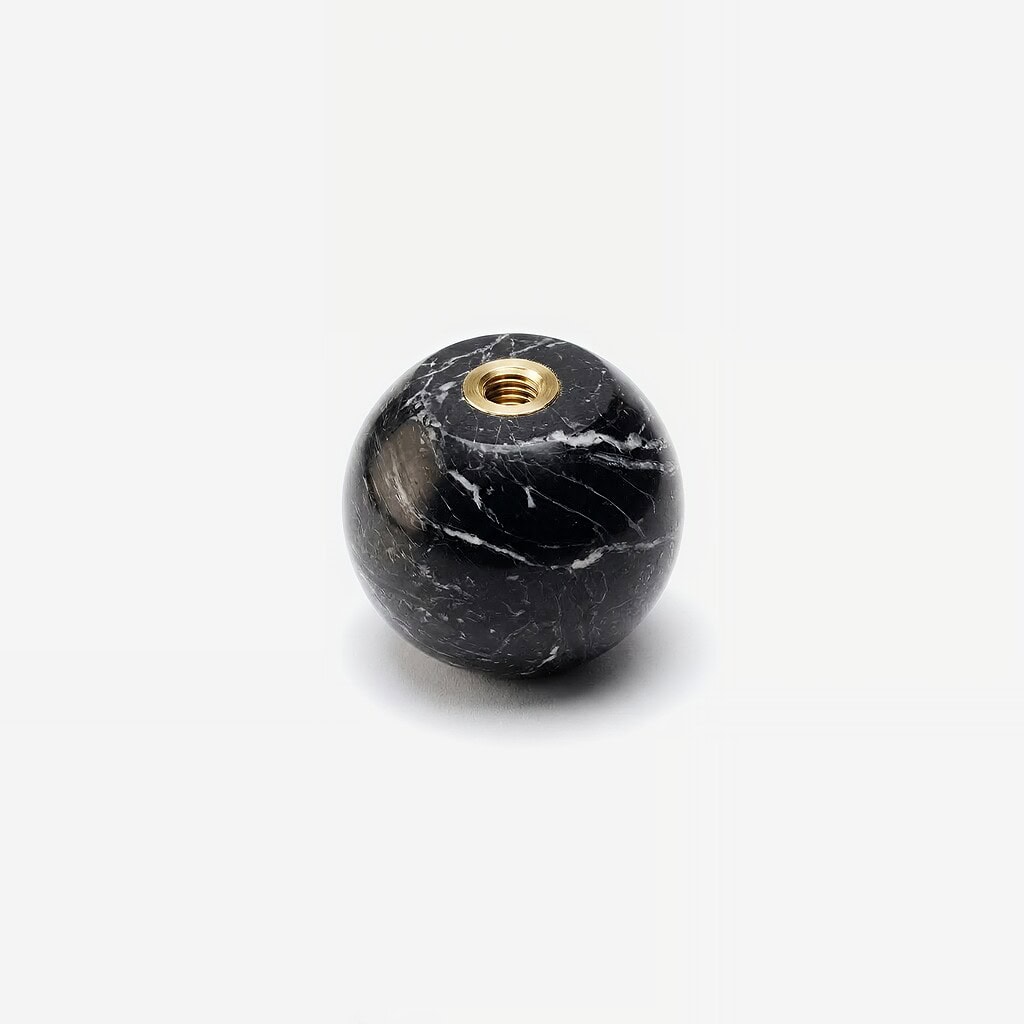 Essentials 43 Nero ball knob 2 2000x2000