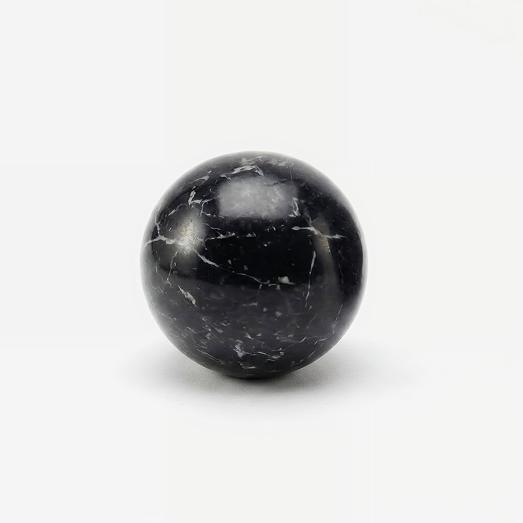 Essentials 42 Nero ball knob 5 2000x2000