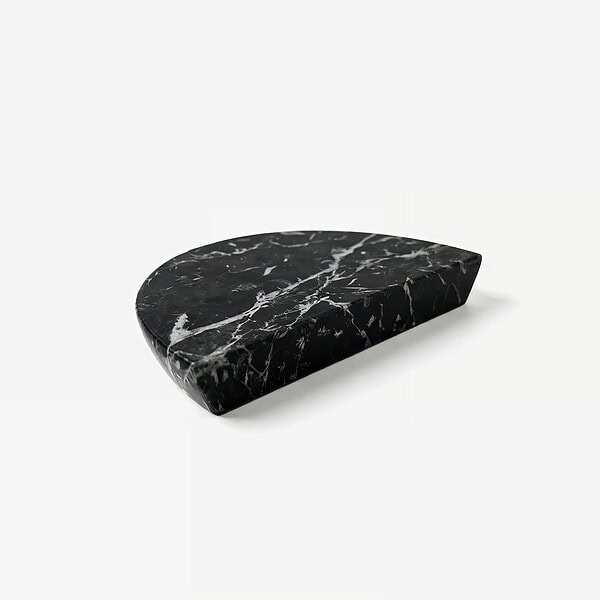 nero halfmoon 1 2000x2000