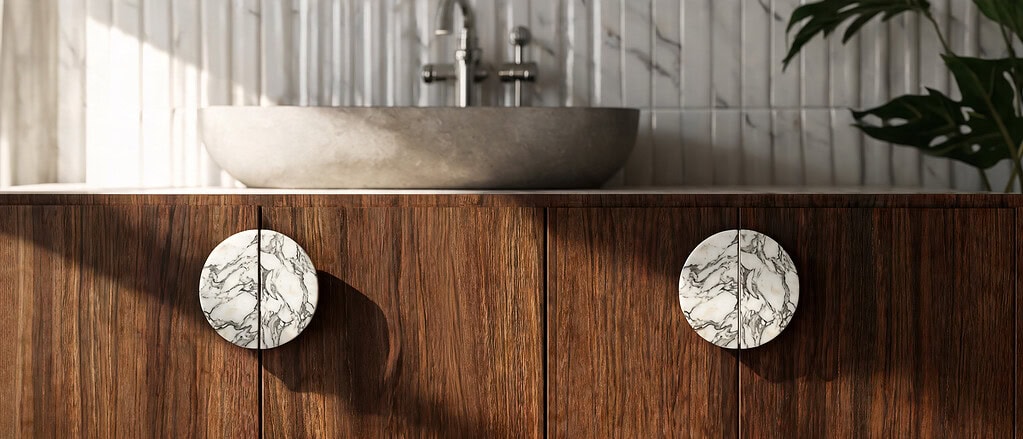 Bathroom style with Arabescato